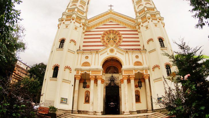 biserica sf spiridon bucuresti 727x409 - Biserici din Bucuresti